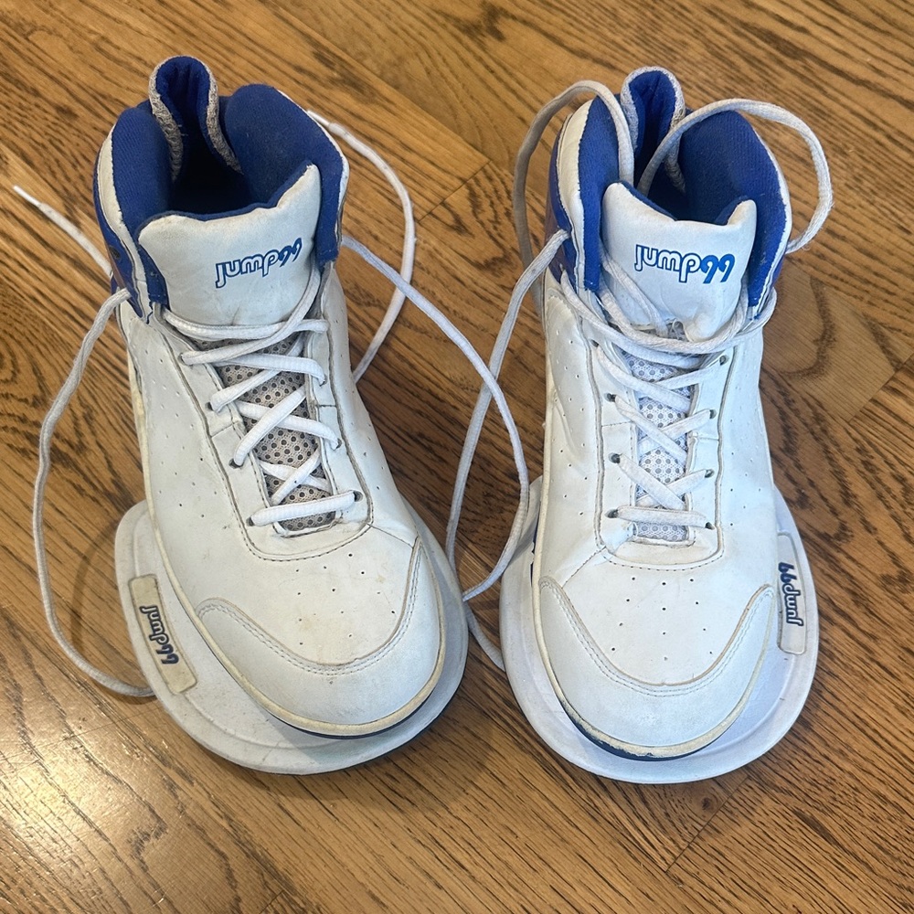 Jump 99 White and Blue jump soles men’s 5.5
